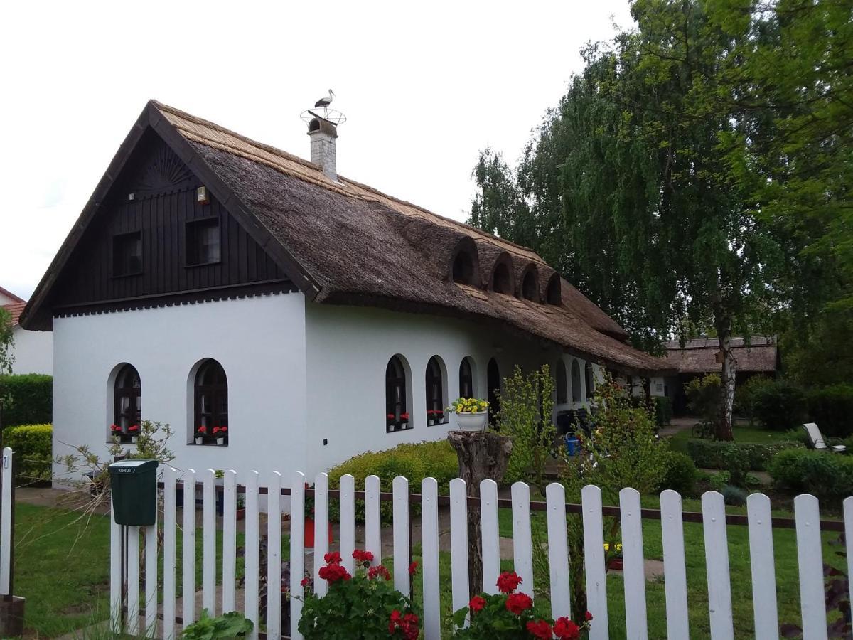 Herberg Tisza Tiszababolna Екстер'єр фото